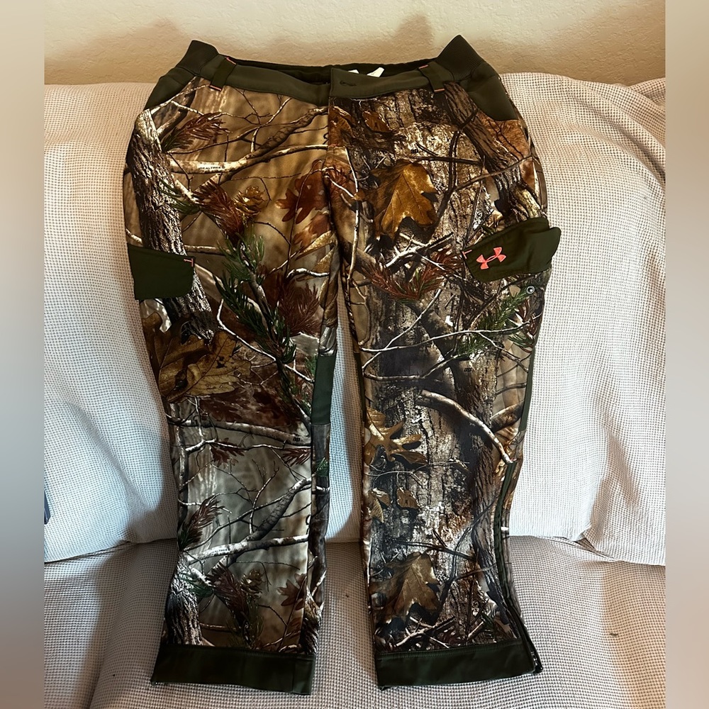 Under Armour women’s hunting pants